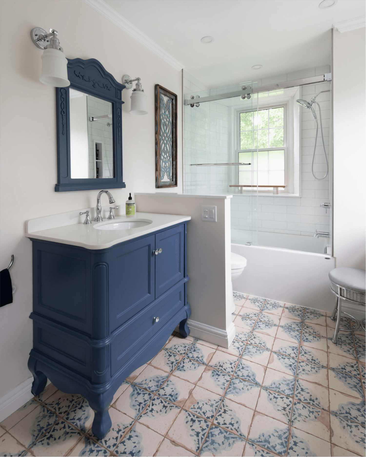 NATURAL LIGHT PARADISE